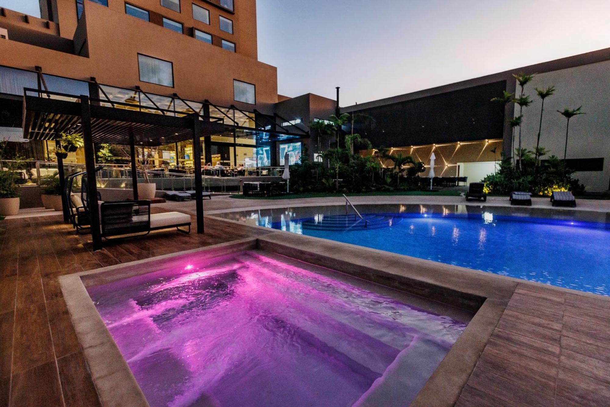 Novotel Santa Cruz De La Sierra Luaran gambar
